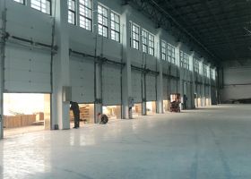 東莞工業(yè)滑升門廠家的設計不同之處-廣州奇翔
